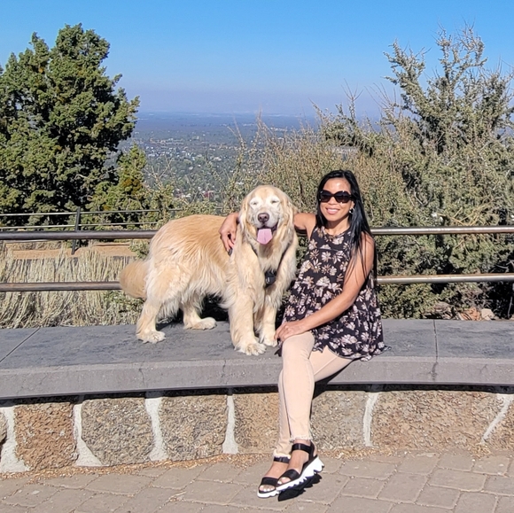 Meet your Posher, Eunice - Picture 1 of 5